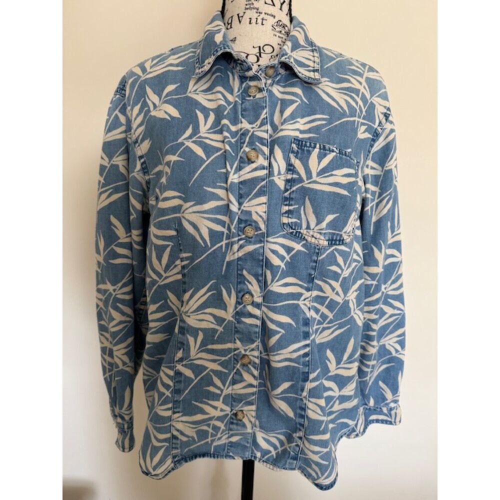Liz Claiborne denim blue shirt - size 12